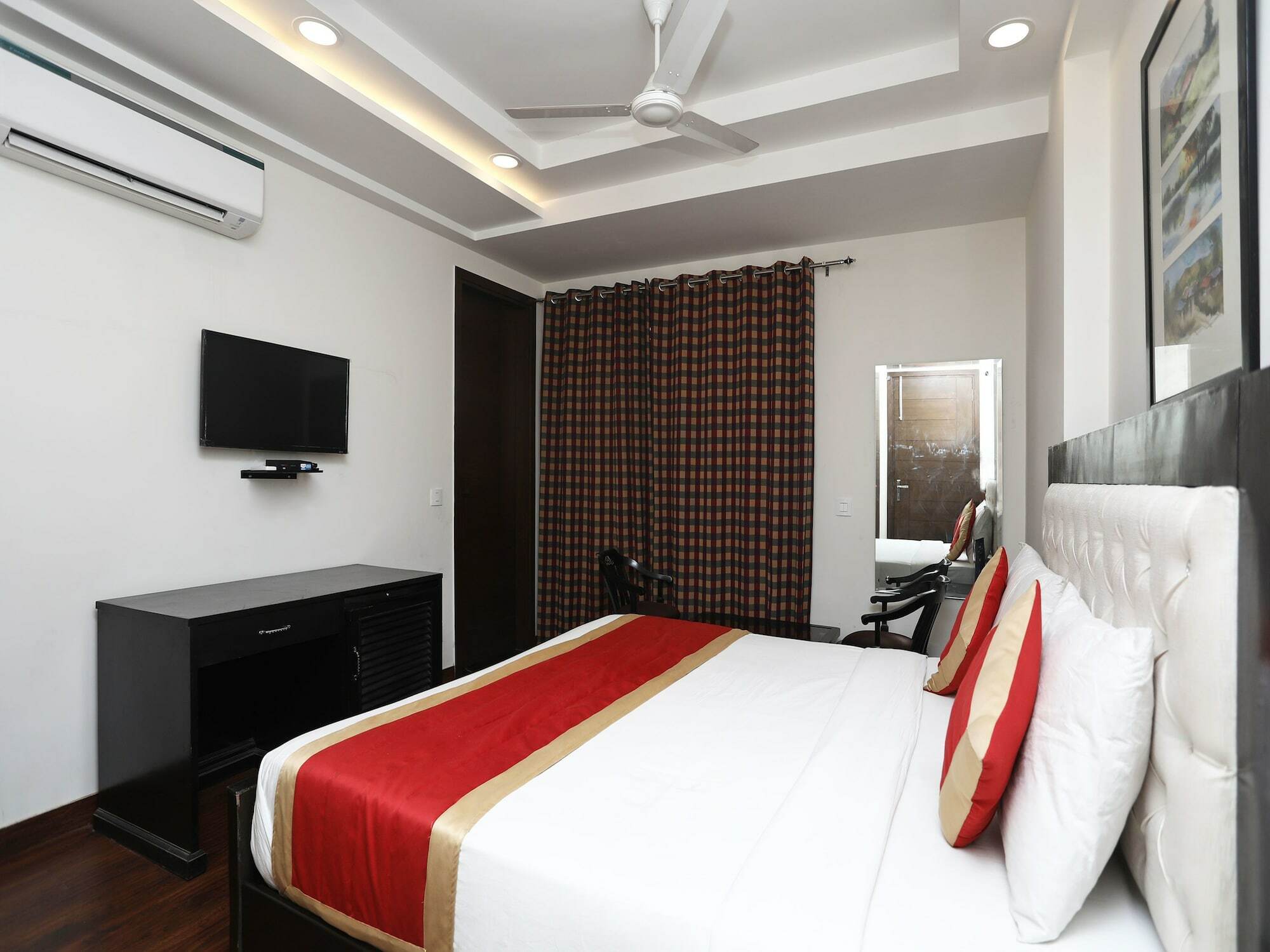 Apartment Oyo 14765 Amar New Delhi
